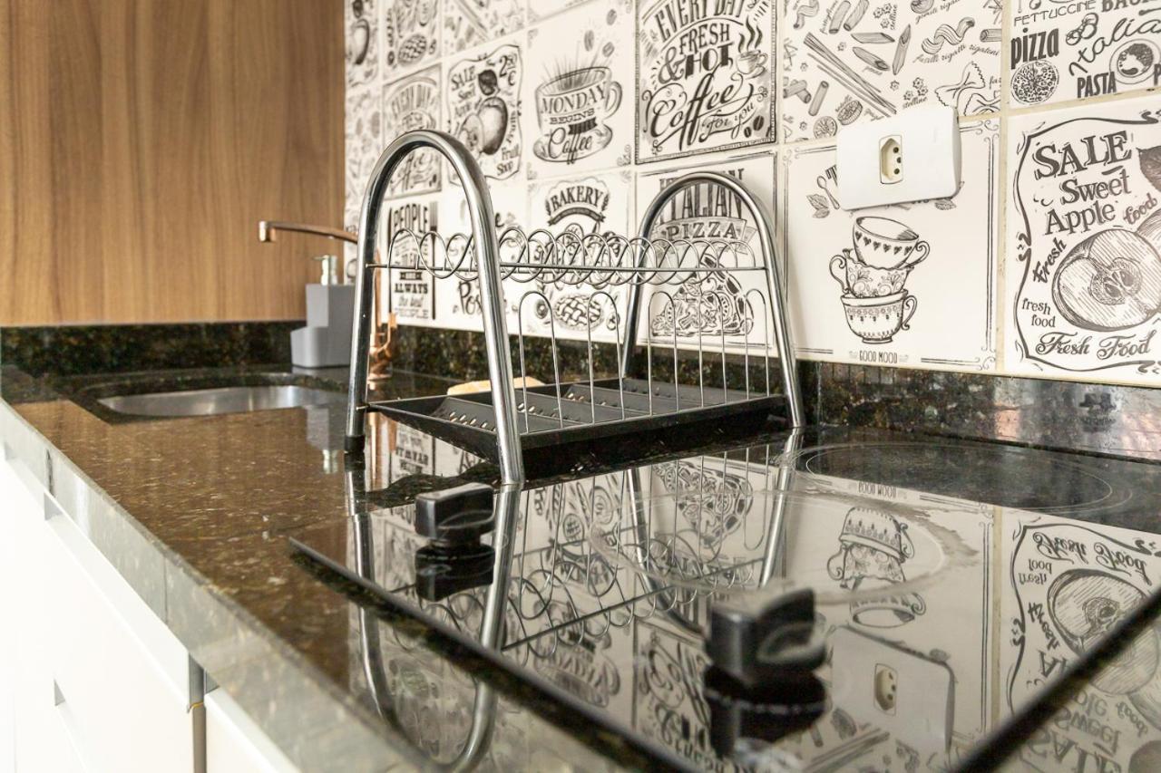 11-Studio Decorado Lindo! Otimo Para Casal!!! Curitiba Luaran gambar